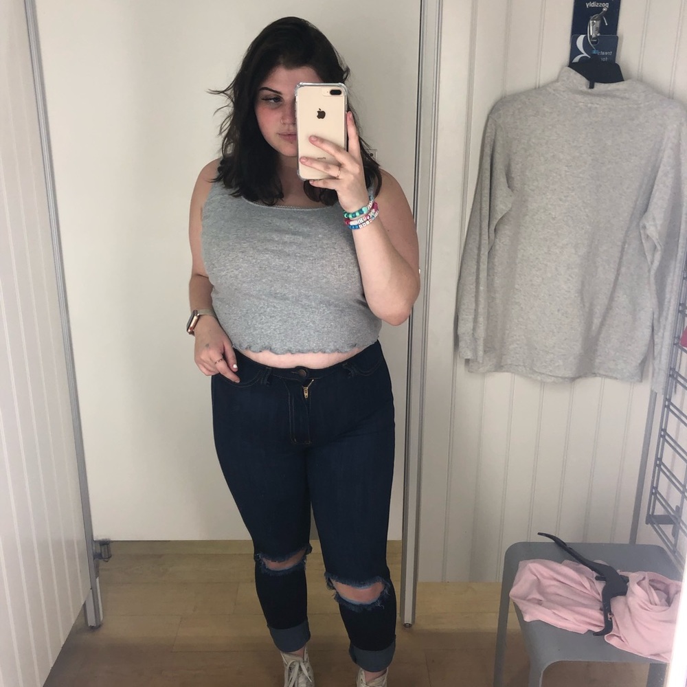 Grey tank top